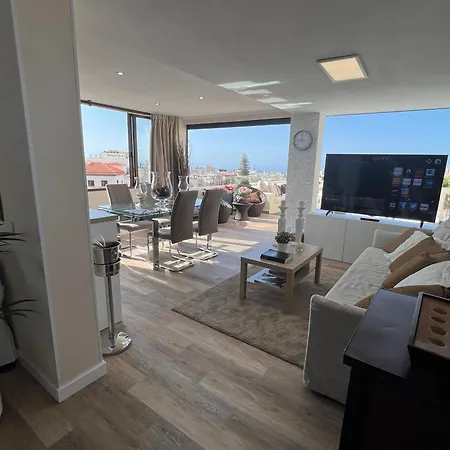 아파트 New Luxury Penthouse Mencey 산타크루스데 테네리페